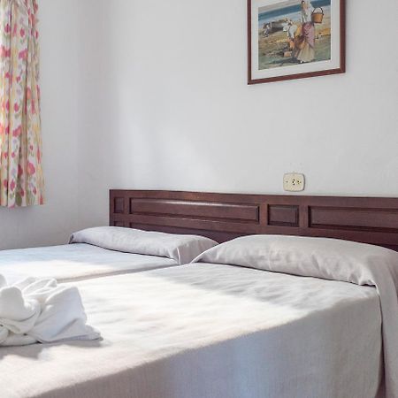 Apartamentos Pinomar Es Calo  Exteriér fotografie
