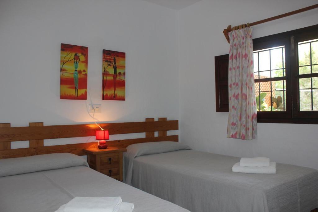 Apartamentos Pinomar Es Calo  Exteriér fotografie