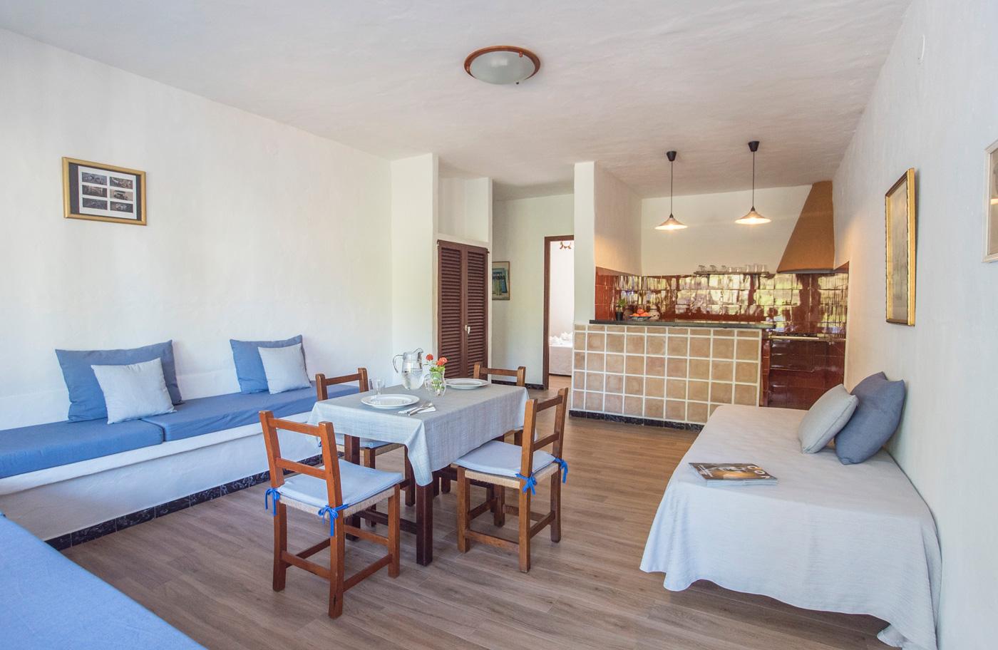 Apartamentos Pinomar Es Calo  Exteriér fotografie